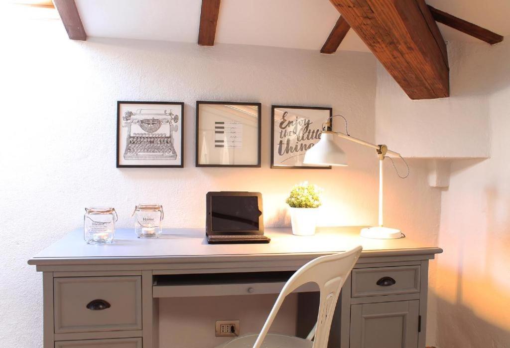 Accanto Al Centro B&B Prato  Esterno foto